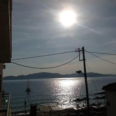 Landhaus Iraklios- Fabulous Area- ,,,- Sea-view- Studios,,-38m2-just Call On The Photo Number, For Price, Vacancy Etc- Next To Vallis -20meters From Seaside!!!
